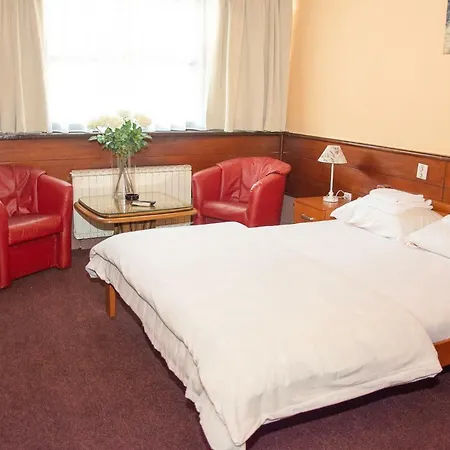 Tisa Hotel
